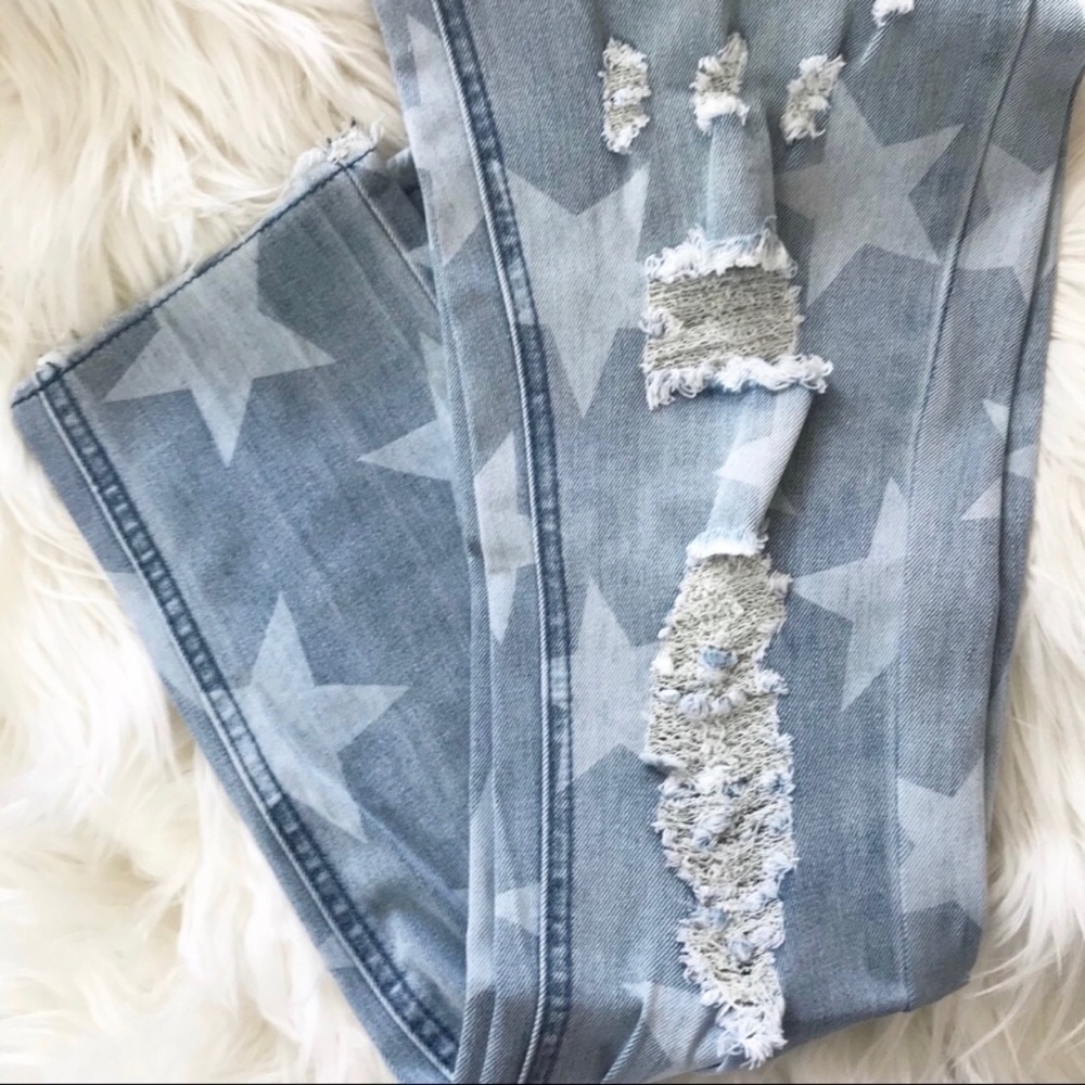 ☀️LAST3️⃣//DENIM DISTRESSED STAR PRINTED JEANS - Picture 8 of 8